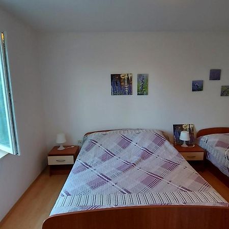Apartmani Ban Omišalj Buitenkant foto