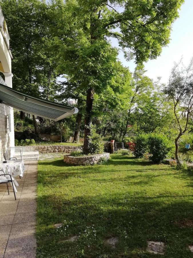Apartmani Ban Omišalj Buitenkant foto